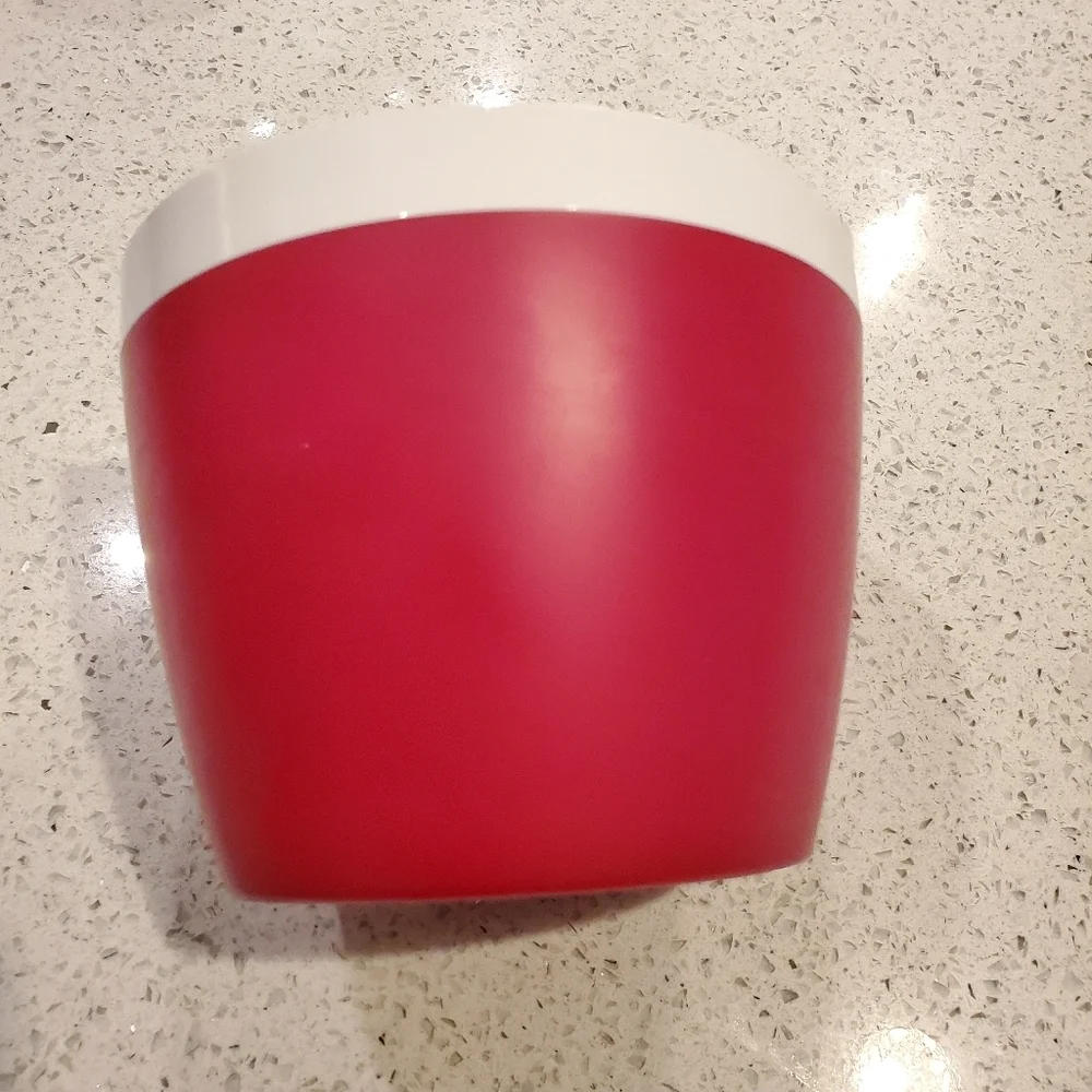 Target Room Essential Pink Toothbrush Bathroom Bath Storage Container Organizer